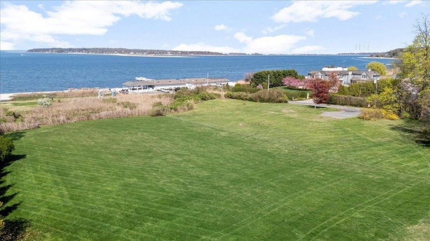 Welcome to 36 Bay Crest.  This 1.25 acre waterfront land comes - Beach Lot for sale in Huntington, New York on Beachhouse.com