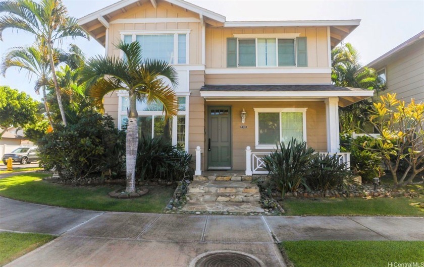 Beautiful 5BR/3BA Corner-end home in Ocean Pointe! This spacious - Beach Home for sale in Ewa Beach, Hawaii on Beachhouse.com