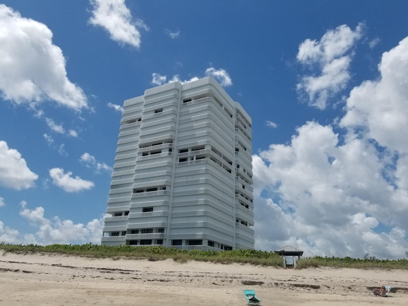 Ocean Front Condo Hutchinson Island FL Breathtaking ocean views - Beach Condo for sale in Jensen Beach, Florida on Beachhouse.com
