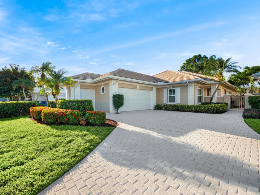 Gorgeous remodeled home overlooking the 16th green, tranquil - Beach Home for sale in Palm City, Florida on Beachhouse.com