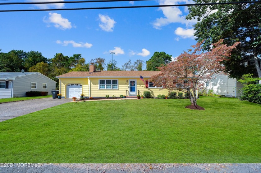 Charming Ranch Home features 3 Bedrooms and 2 Full Baths in the - Beach Home for sale in Brick, New Jersey on Beachhouse.com