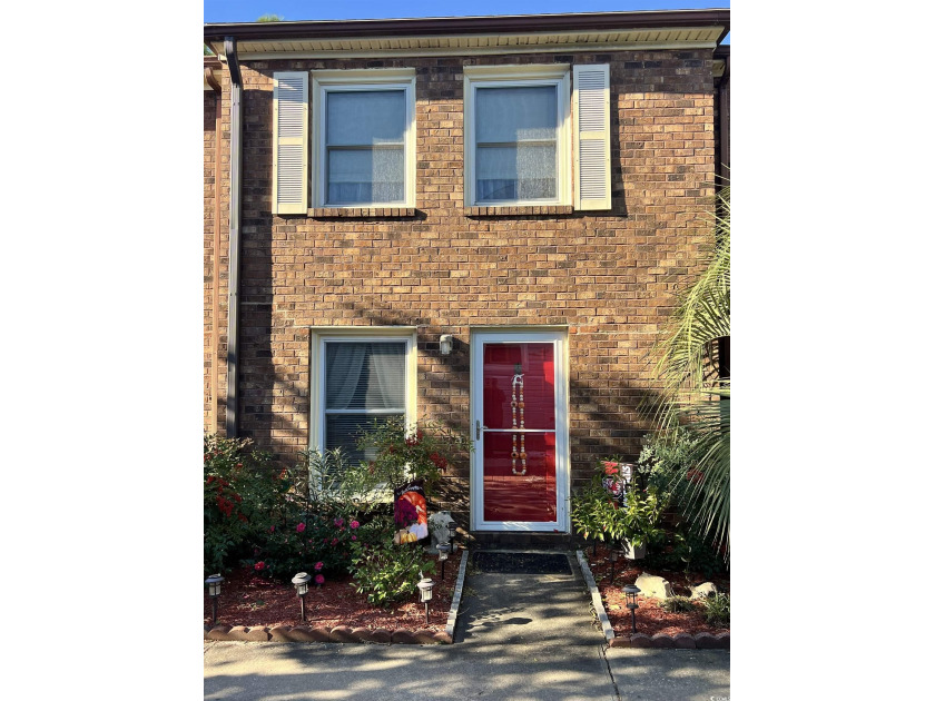 Welcome Home to your new Beach Retreat!!! This 2 Bedroom,1-1/2 - Beach Townhome/Townhouse for sale in North Myrtle Beach, South Carolina on Beachhouse.com