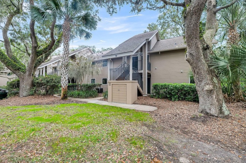 This beautifully renovated 2BR, 2BA High Hammock is a tastefully - Beach Home for sale in Johns Island, South Carolina on Beachhouse.com