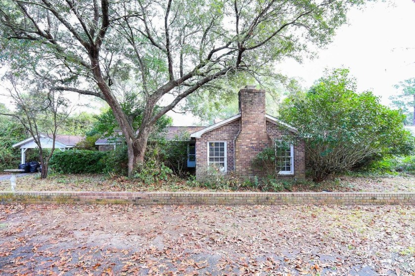 Welcome to 4271 McLamb Ave, a delightful 3-bedroom, 2-bathroom - Beach Home for sale in Little River, South Carolina on Beachhouse.com