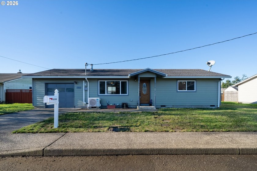 Welcome Home! This is the perfect starter home that's truly - Beach Home for sale in Tillamook, Oregon on Beachhouse.com