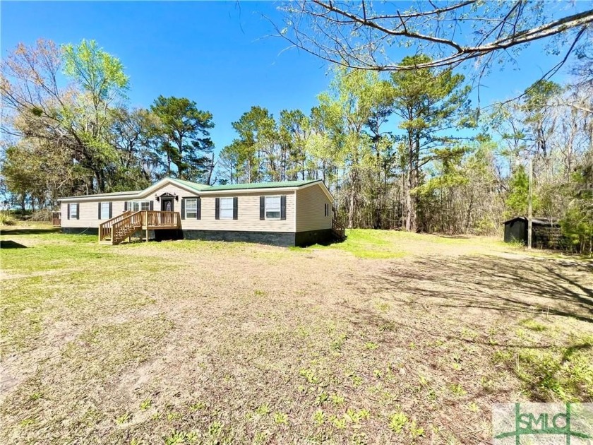 Va Qualified Home 5 bedroom / 3-bathroom lake front community - Beach Home for sale in Midway, Georgia on Beachhouse.com