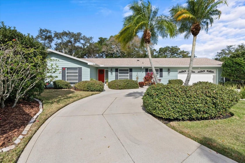 THIS EXCEPTIONAL 3/2 WATERFRONT HOME is awaiting it's new owner! - Beach Home for sale in Largo, Florida on Beachhouse.com