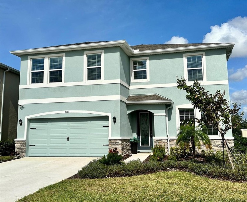 No need to wait for new construction and all the hassles that - Beach Home for sale in Bradenton, Florida on Beachhouse.com