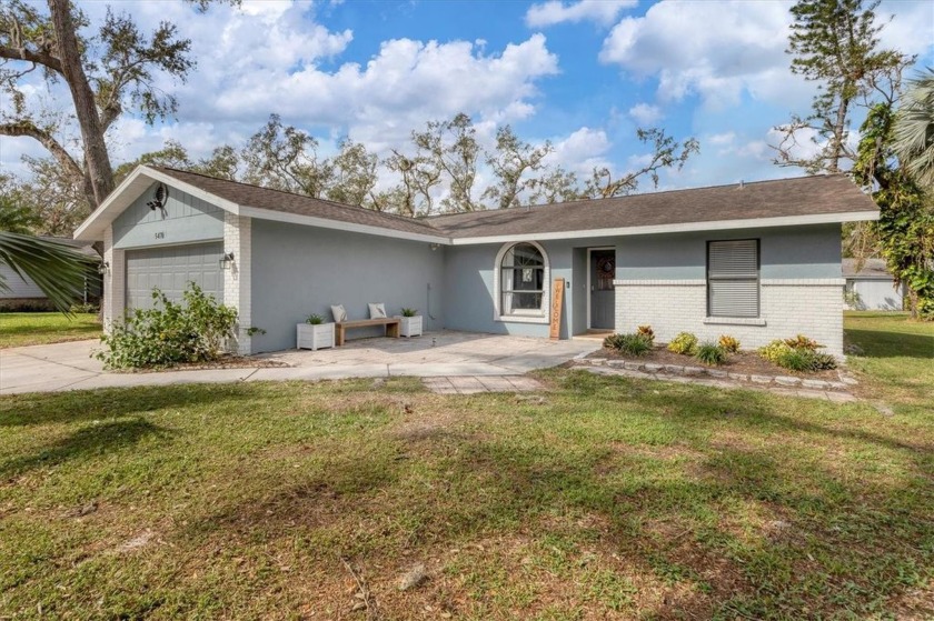 Looking for a charming 3-bedroom, 2-bathroom home in a fast - Beach Home for sale in Palmetto, Florida on Beachhouse.com