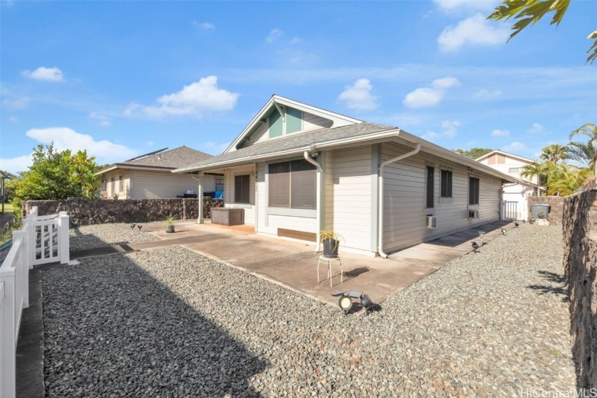 Welcome home to Royal Kunia! This single level 2-bedroom - Beach Home for sale in Waipahu, Hawaii on Beachhouse.com