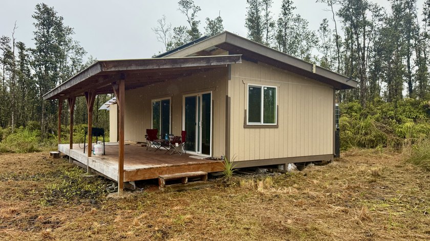 Private 3-acre Big Island retreat with solar, multiple - Beach Home for sale in Kurtistown, Hawaii on Beachhouse.com