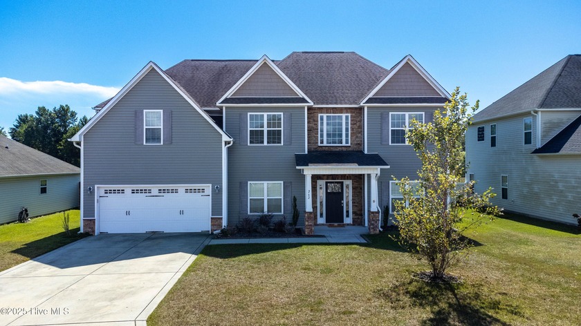 This beautiful coastal home offers the perfect blend of comfort - Beach Home for sale in Sneads Ferry, North Carolina on Beachhouse.com
