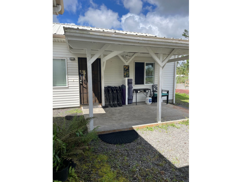 Charming, exceptionally well maintained home in the Tiki Gardens - Beach Home for sale in Kurtistown, Hawaii on Beachhouse.com