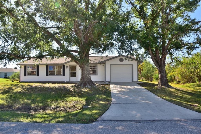 This exceptional, ranch-style home features qualities you are - Beach Home for sale in Englewood, Florida on Beachhouse.com