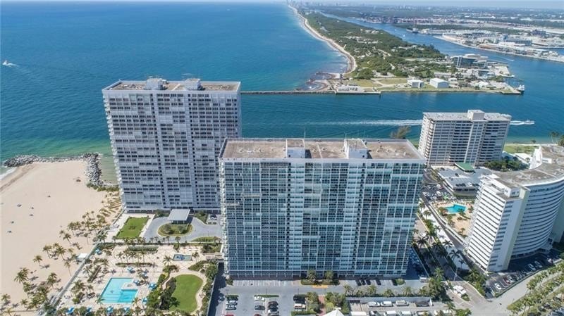 Experience unparalleled beachfront living in this lovely - Beach Condo for sale in Fort Lauderdale, Florida on Beachhouse.com