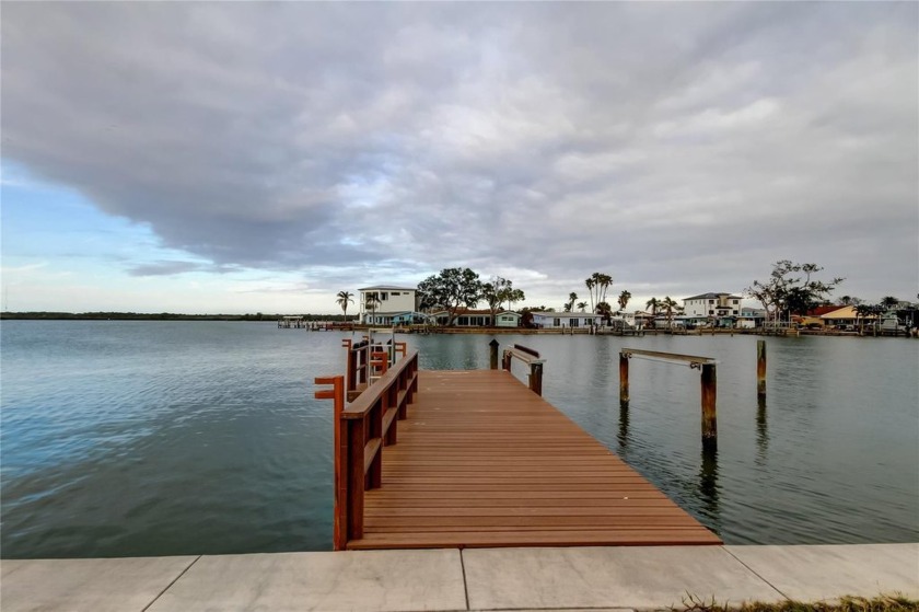 This lot is cleared and ready for you to build your dream home - Beach Lot for sale in Redington Beach, Florida on Beachhouse.com