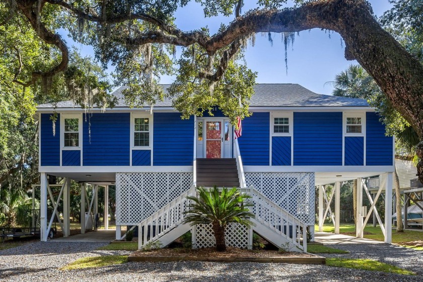 Come experience true southern charm in this updated 4bd/2ba - Beach Home for sale in Edisto Island, South Carolina on Beachhouse.com