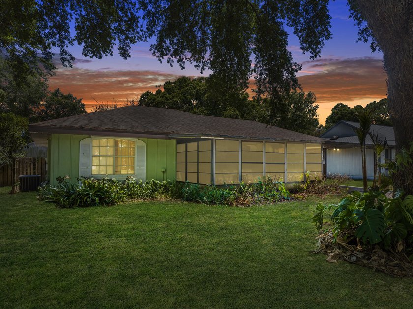 This inviting 2-bedroom, 2-bath Lakewood Park home blends - Beach Home for sale in Fort Pierce, Florida on Beachhouse.com
