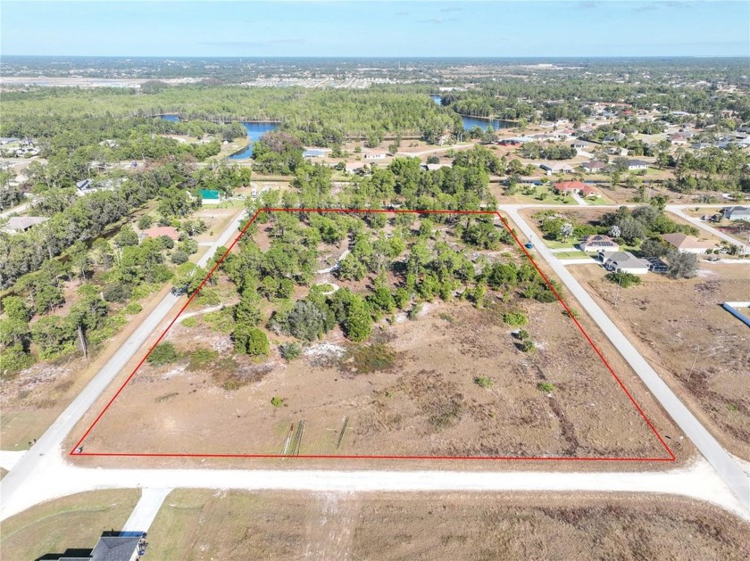 Discover Your Slice of Paradise in Lehigh Acres! Nestled in a - Beach Acreage for sale in Lehigh Acres, Florida on Beachhouse.com