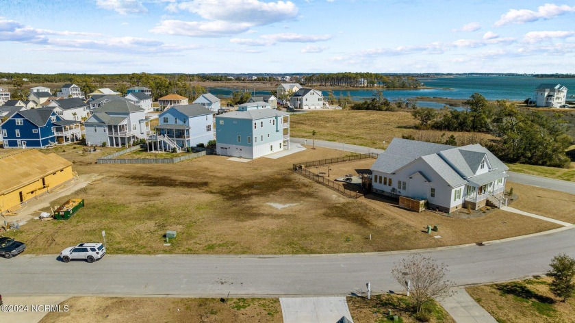 There are very few lots left in the beautiful Mariners Pointe - Beach Lot for sale in Morehead City, North Carolina on Beachhouse.com