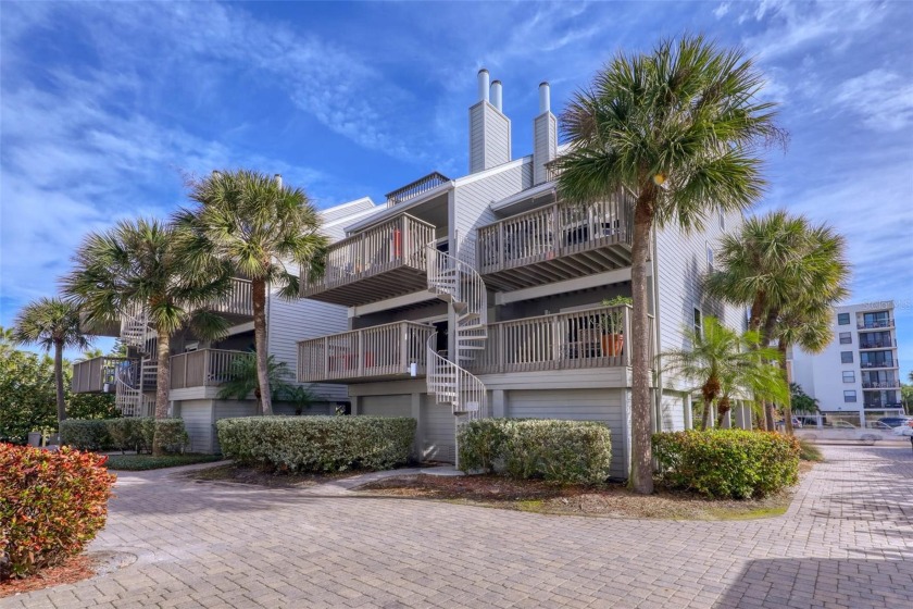 Beautiful and peaceful with beautiful views!  Partial Gulf views - Beach Condo for sale in Indian Shores, Florida on Beachhouse.com