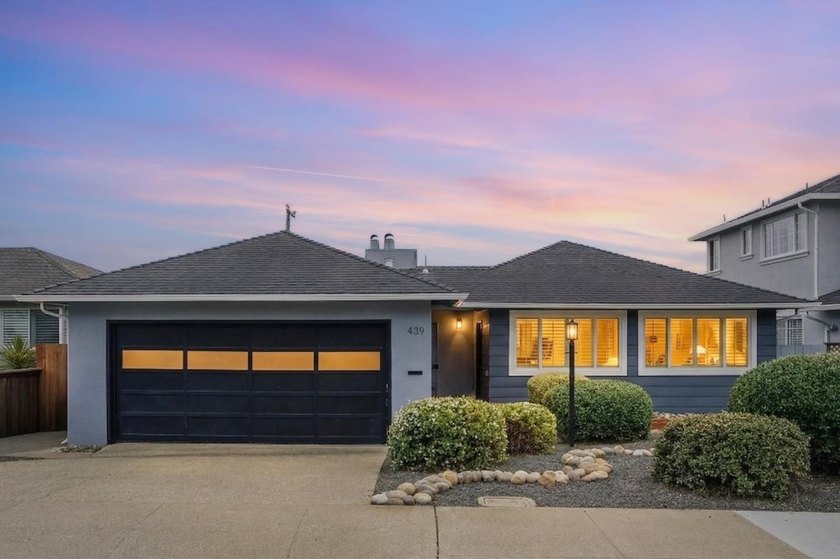 Single-level living with an expensive open-concept design and - Beach Home for sale in South San Francisco, California on Beachhouse.com