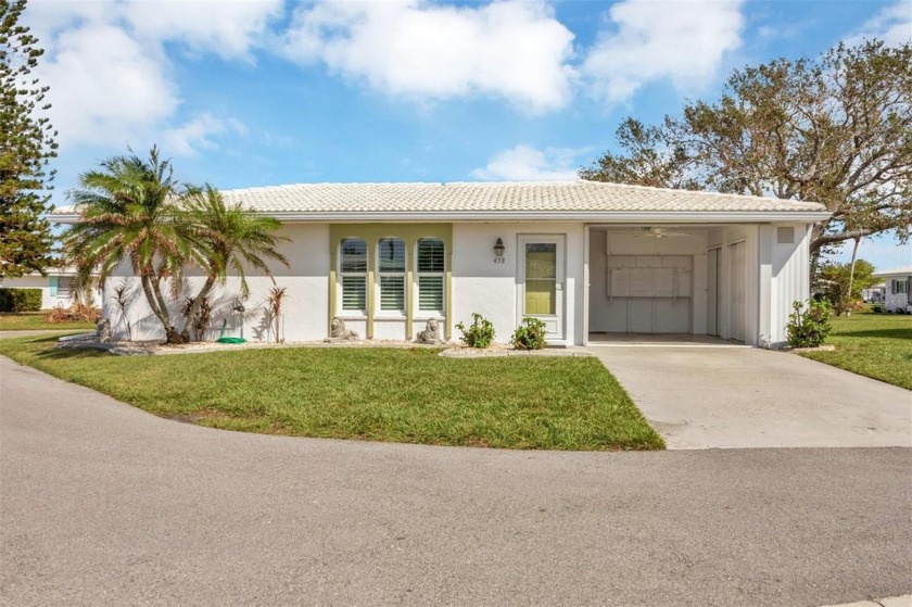 Why buy a fixer upper when you can buy a move in ready home? - Beach Home for sale in Venice, Florida on Beachhouse.com