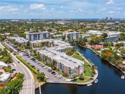 Welcome to Wilton Manors! This turn-key condo is located in the - Beach Condo for sale in Oakland Park, Florida on Beachhouse.com
