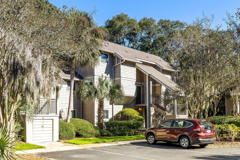 Welcome to 155 High Hammock, a beautifully maintained and - Beach Home for sale in Seabrook Island, South Carolina on Beachhouse.com