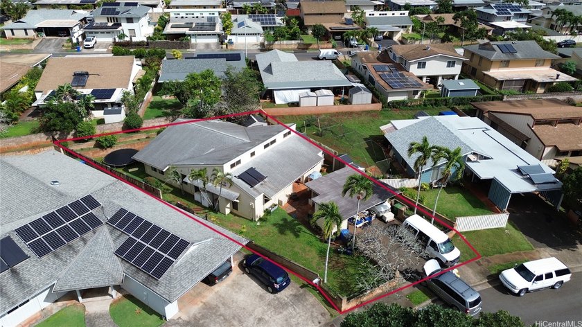 Opportunity knocks! This spacious single-level 4-bed, 2-bath - Beach Home for sale in Mililani, Hawaii on Beachhouse.com