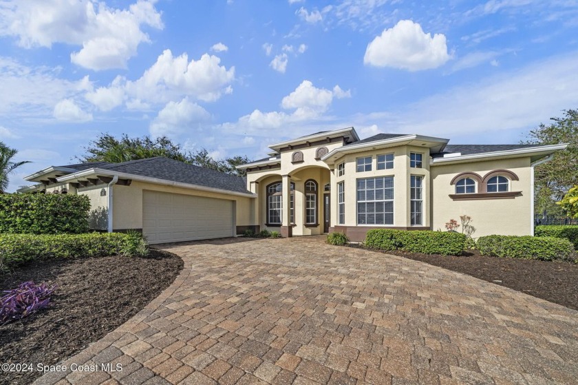 Gorgeous, Custom Built Home located in the Ravencliffe - Beach Home for sale in Rockledge, Florida on Beachhouse.com