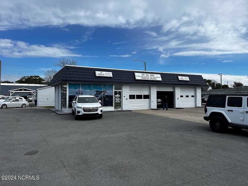 3 Parcels in total, Real Estate only without business, Great - Beach Lot for sale in Morehead City, North Carolina on Beachhouse.com