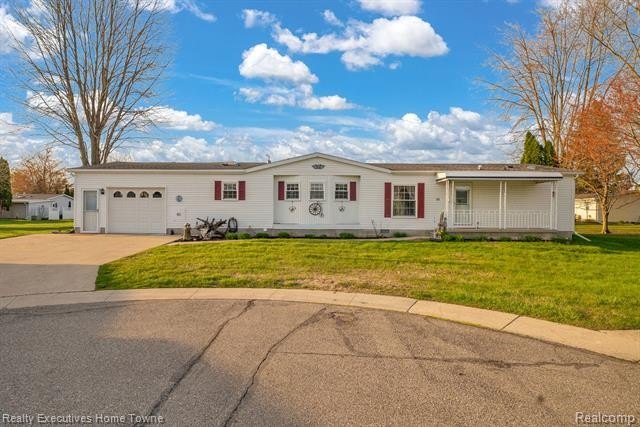Don't miss this incredible opportunity to own a beautiful - Beach Home for sale in Fort Gratiot, Michigan on Beachhouse.com