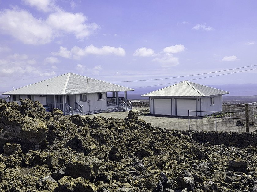 Gorgeous ocean and coastline views to die for! This lovingly - Beach Home for sale in Ocean View, Hawaii on Beachhouse.com