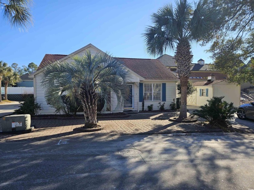 GREAT LOCATION!  JUST MINUTES TO THE BEACH, MAIN STREET - NORTH - Beach Home for sale in North Myrtle Beach, South Carolina on Beachhouse.com