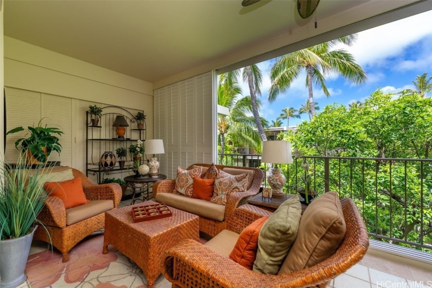 This iconic beachfront property has long been the definition of - Beach Condo for sale in Honolulu, Hawaii on Beachhouse.com