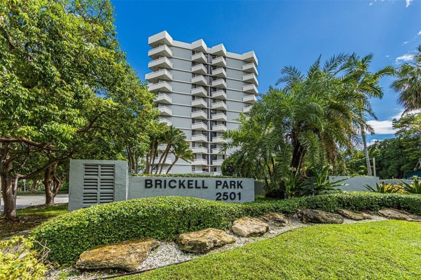 Prime South Brickell Location with Partial Ocean View!
Spacious - Beach Condo for sale in Miami, Florida on Beachhouse.com