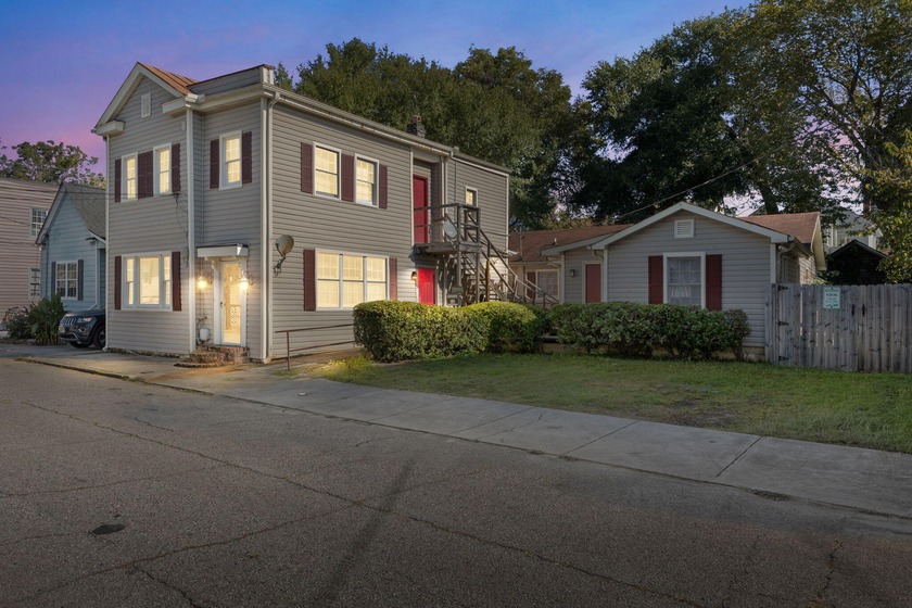 Prime Investment Opportunity in Downtown Charleston!Don't miss - Beach Home for sale in Charleston, South Carolina on Beachhouse.com