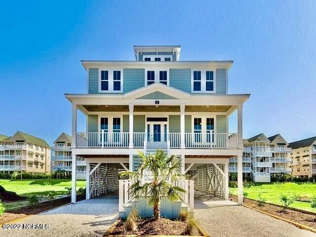 Luxurious waterfront home with outstanding style! Easy access to - Beach Home for sale in Ocean Isle Beach, North Carolina on Beachhouse.com