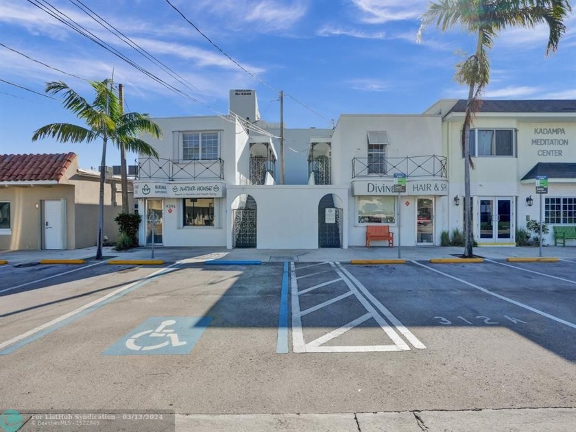 Your chance to own a slice of paradise in Lauderdale By the Sea! - Beach Commercial for sale in Lauderdale By The Sea, Florida on Beachhouse.com
