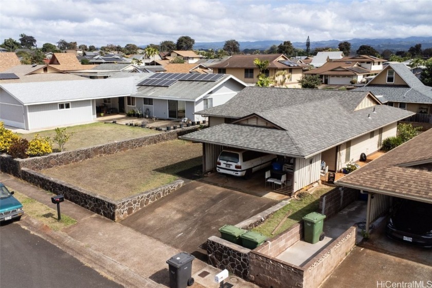 Definitely a diamond in the rough!  Waiting for that ideal buyer - Beach Home for sale in Mililani, Hawaii on Beachhouse.com