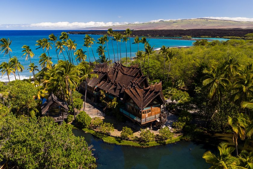 A visionary hideaway originally crafted in Indonesia and - Beach Home for sale in Kailua Kona, Hawaii on Beachhouse.com