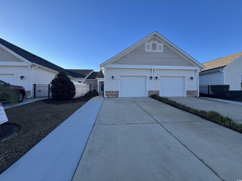 Welcome to Bella Vita Garden Homes: this modern condo, built in - Beach Condo for sale in Myrtle Beach, South Carolina on Beachhouse.com