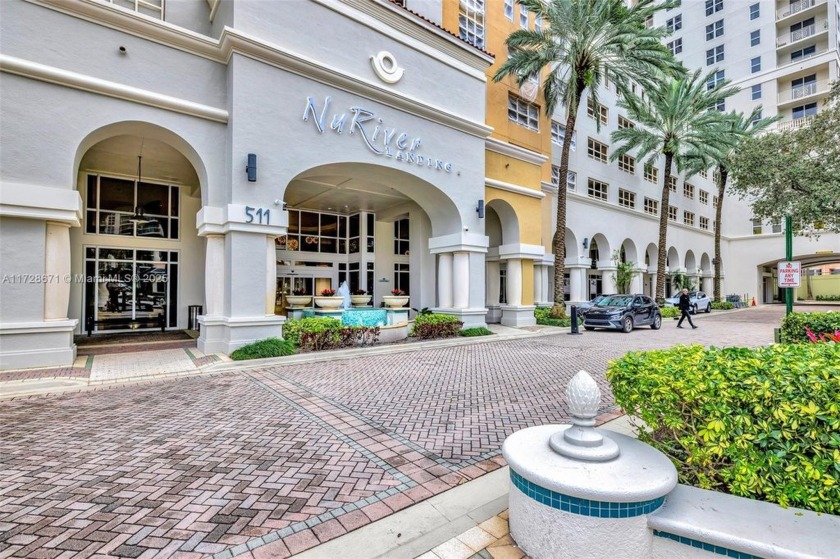Beautiful 3 bedroom and 2 bath unit with new furniture in - Beach Condo for sale in Fort Lauderdale, Florida on Beachhouse.com