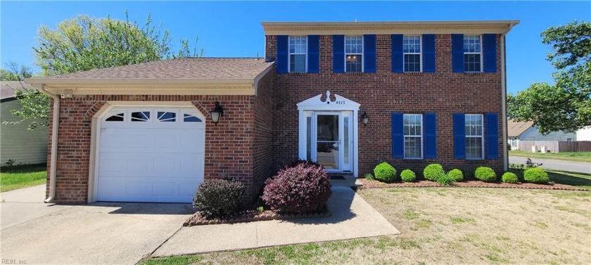 UPGRADES GALORE IN THIS HOME IN THE HEART OF VIRGINIA BEACH! - Beach Home for sale in Virginia Beach, Virginia on Beachhouse.com