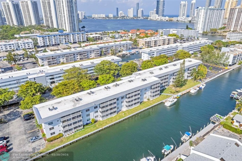 Great opportunity to own a waterfront property in a quiet gated - Beach Home for sale in North Miami Beach, Florida on Beachhouse.com