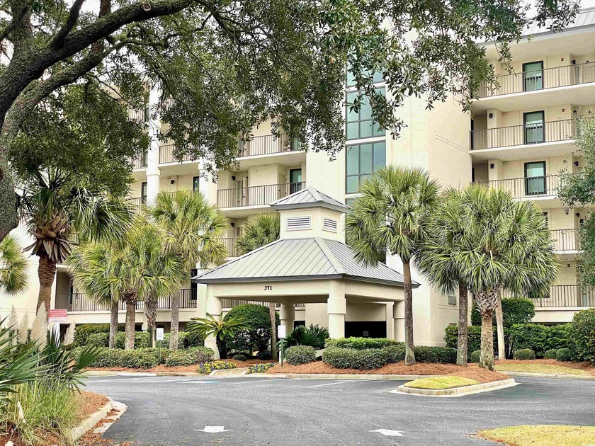 Premier Interval Ownership in Captain's Quarters D Building at - Beach Condo for sale in Pawleys Island, South Carolina on Beachhouse.com