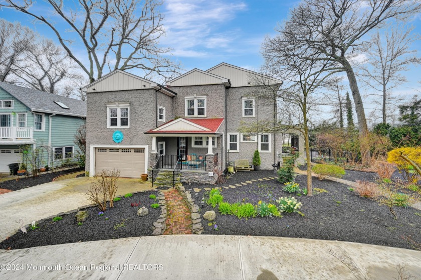A Rare offering nestled along the lake front in the charming - Beach Home for sale in Interlaken, New Jersey on Beachhouse.com