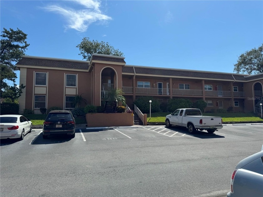 Welcome to your Florida retreat! This first-floor condo in the - Beach Condo for sale in Largo, Florida on Beachhouse.com