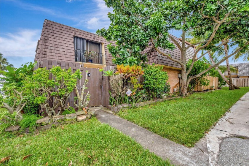 Welcome to this beautifully updated townhome, filled with - Beach Townhome/Townhouse for sale in Palm Springs, Florida on Beachhouse.com